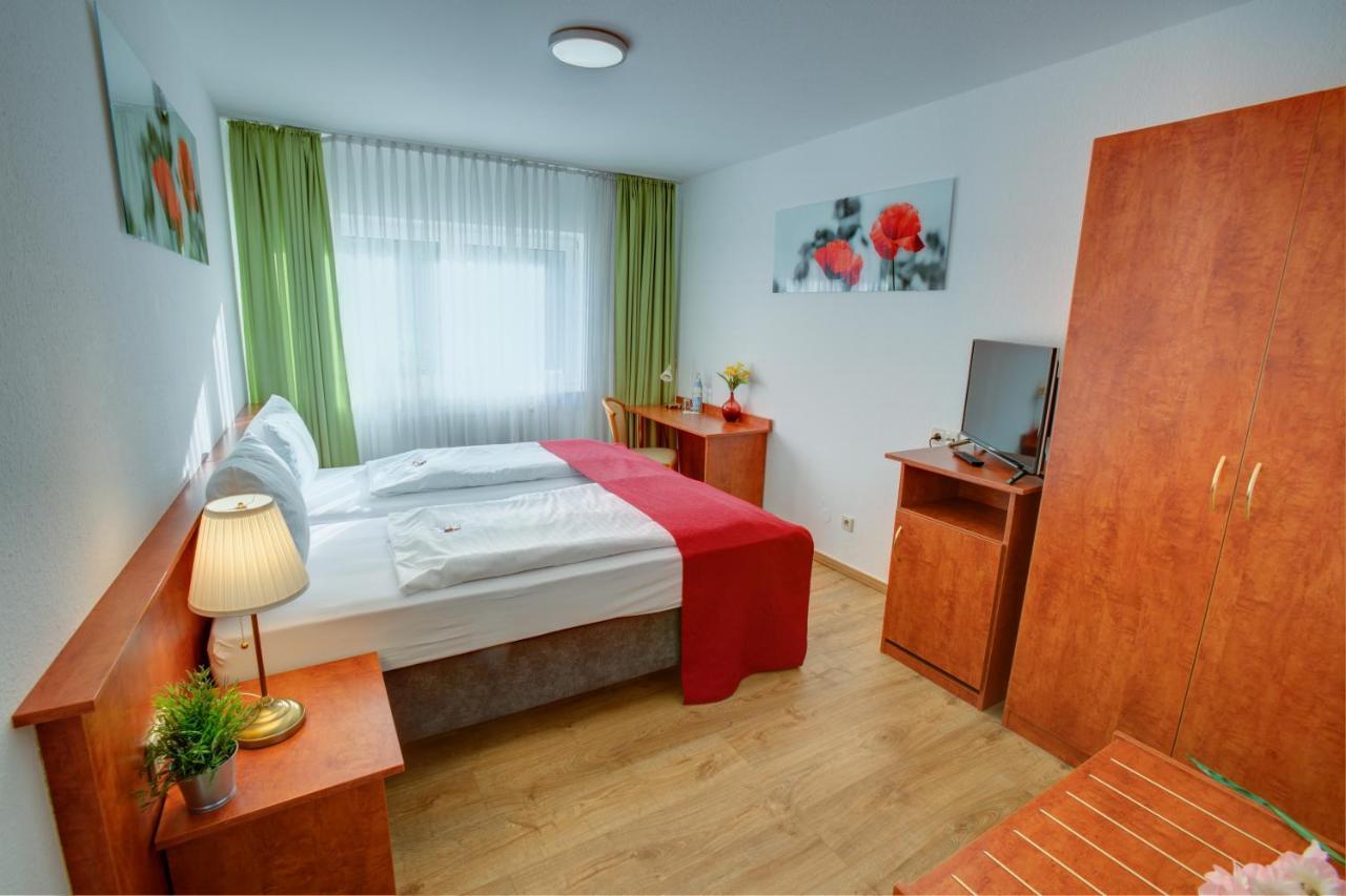 Hotel Leo Muehlhausen Exterior foto